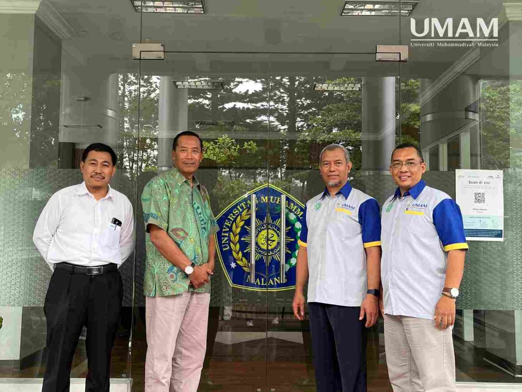 Signing of MoU between UMAM and UM Malang_Group Pictures rectorate